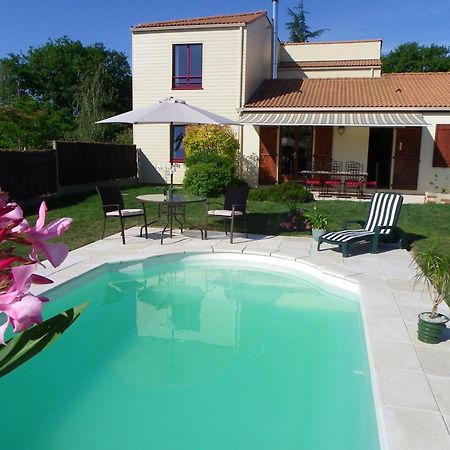Le Logis De Saint-Martin Bed & Breakfast Haute-Goulaine Bagian luar foto